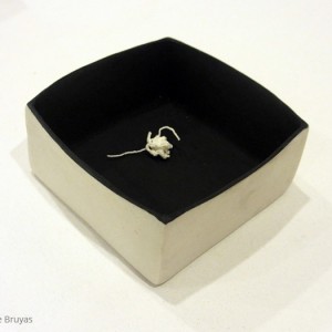 Knot: porcelain (10 x 10 cm)